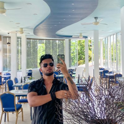 fernandesdrake's tweet photo. #NewProfilePic https://t.co/fwzrSXNarr