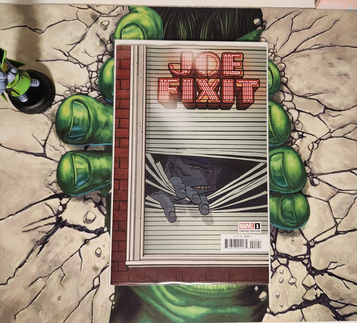 Joe Fixit #1 Windowshades variant written by Peter David.

#NewComicBookDay
#JoeFixit
#PeterDavid
#Hulk