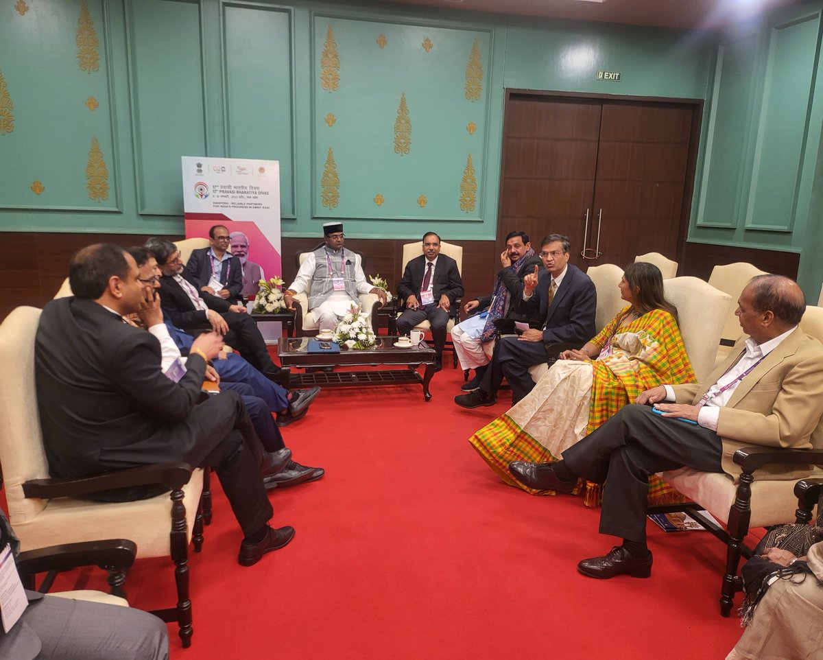 Anand sahu (@anandsahuindia) on Twitter photo MP Government Hon. Minister of Health Education Shri #Vishwas_Sarang ji organised an important meeting of doctors from various countries of the world to have the knowledge, Technology Exchange & Medical skill exchange for best treatment.
<a href="/VishvasSarang/">рд╡рд┐рд╢реНрд╡рд╛рд╕ рдХреИрд▓рд╛рд╢ рд╕рд╛рд░рдВрдЧ</a> <a href="/ChouhanShivraj/">Shivraj Singh Chouhan</a> <a href="/BJP4India/">BJP</a> MP Government Hon. Minister of Health Education Shri #Vishwas_Sarang ji organised an important meeting of doctors from various countries of the world to have the knowledge, Technology Exchange & Medical skill exchange for best treatment.
<a href="/VishvasSarang/">рд╡рд┐рд╢реНрд╡рд╛рд╕ рдХреИрд▓рд╛рд╢ рд╕рд╛рд░рдВрдЧ</a> <a href="/ChouhanShivraj/">Shivraj Singh Chouhan</a> <a href="/BJP4India/">BJP</a>