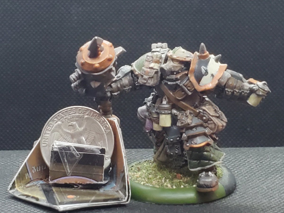 empryme's tweet photo. Guess who figured out how to search their tweets? This guy!!
Anyways, for #MiniatureMonday I present Hutchuk, #Ogrun bounty hunter and alchemist. He was a ton of fun to put together and play, but I don't field him as much sadly.

@privateerpress
#WARMACHINE #P3Painters https://t.co/N2d8qgiuST