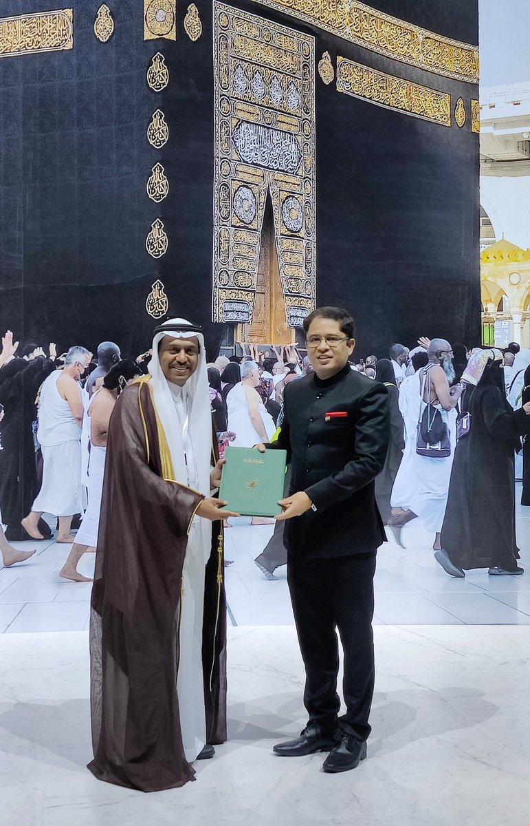AssameseMuslim's tweet photo. Haj 2023 - Countdown begins.

India signed Haj 2023 bilateral agreement yesterday. 
We thank the Kingdom for Haj quota of 1,75,025 to India &amp; conveyed all support for the success of Haj 2023.

@MOMAIndia @MEAIndia @smritiirani @IndianDiplomacy 
@haj_committee @MoHU_En https://t.co/Qkd5DrHZp9
