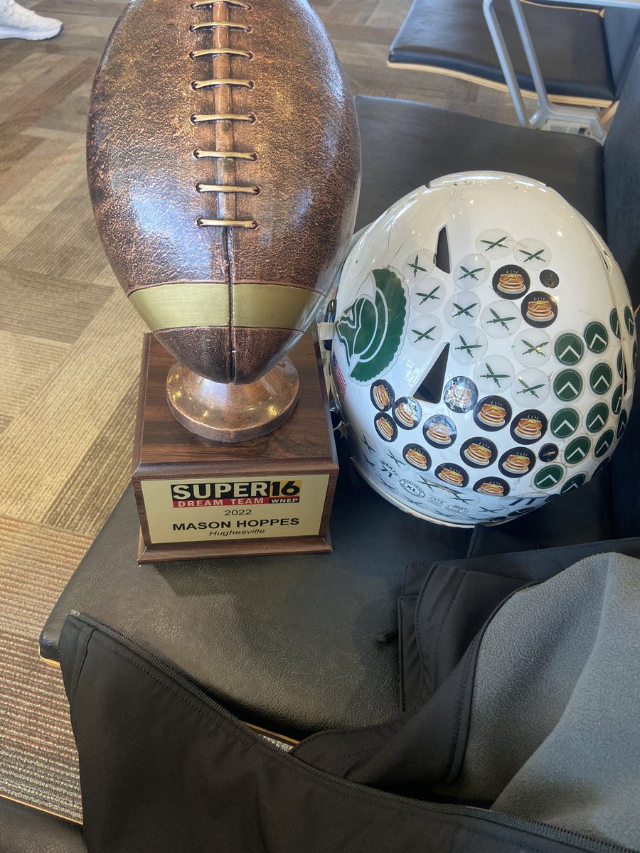 HS21football's tweet photo. @masonhoppes23 making Hughesville proud! Congratulations on being named to the WNEP Dream Team! #SpartanMentality #Choosetheharderpath https://t.co/OvxniIIay1