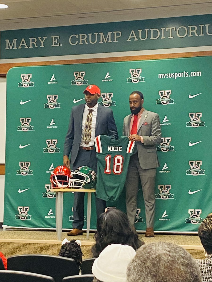 Coach_kwade's tweet image. It’s time to go to work! #EleVate #TheTimeIsNow #FindAWay