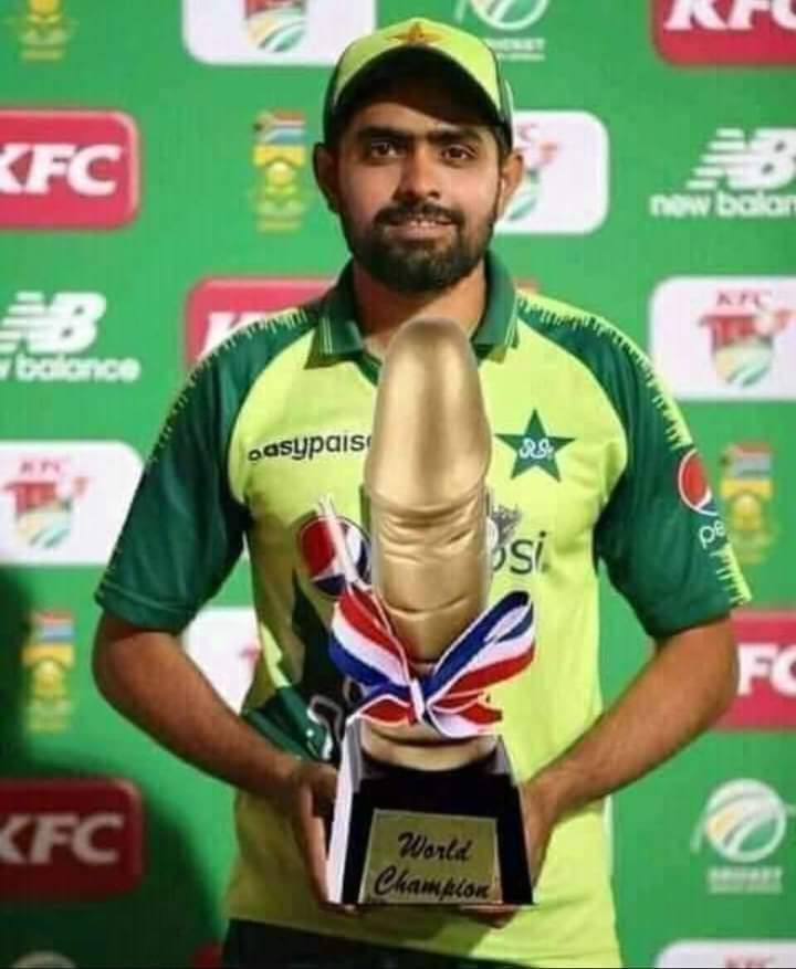its_aman18's tweet photo. @thebabarstan @AvinashArya09 Put this award in your mother ass😈😈😈 https://t.co/WXuCGHwyhW