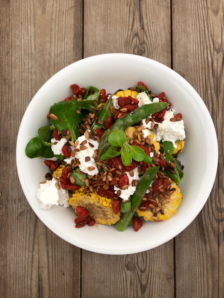 ShortcakeDining's tweet photo. :: F A M I L Y S T Y L E ::
BBQ Corn & Asparagus Salad, Goji Berries, Ricotta & Truffle Dressing...
---------
#WeddingFoodWales #FamilyStyleDining #Salads
#Priodas #WeddingCaterersWales #WelshWeddingCaterers #WeddingCaterersCardiff
#WeddingFood #BwydPriodas #WelshCaterers https://t.co/6I7WL6AAMa
