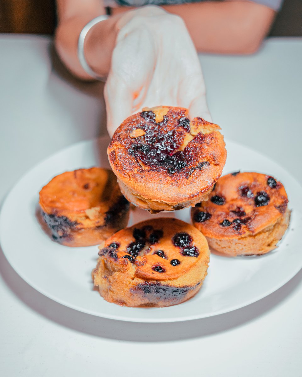 HopeWritingLig1's tweet photo. 📸 Food Photography
🍪 Ricette healthy
-
#canon #canonphotography #canoneosr #dolci #food #composizione #foodphotography #setphotography #shooting #healthy #healthyfood #healthy #dolcisalutari #colazionesana https://t.co/Qy9DbX4NJK