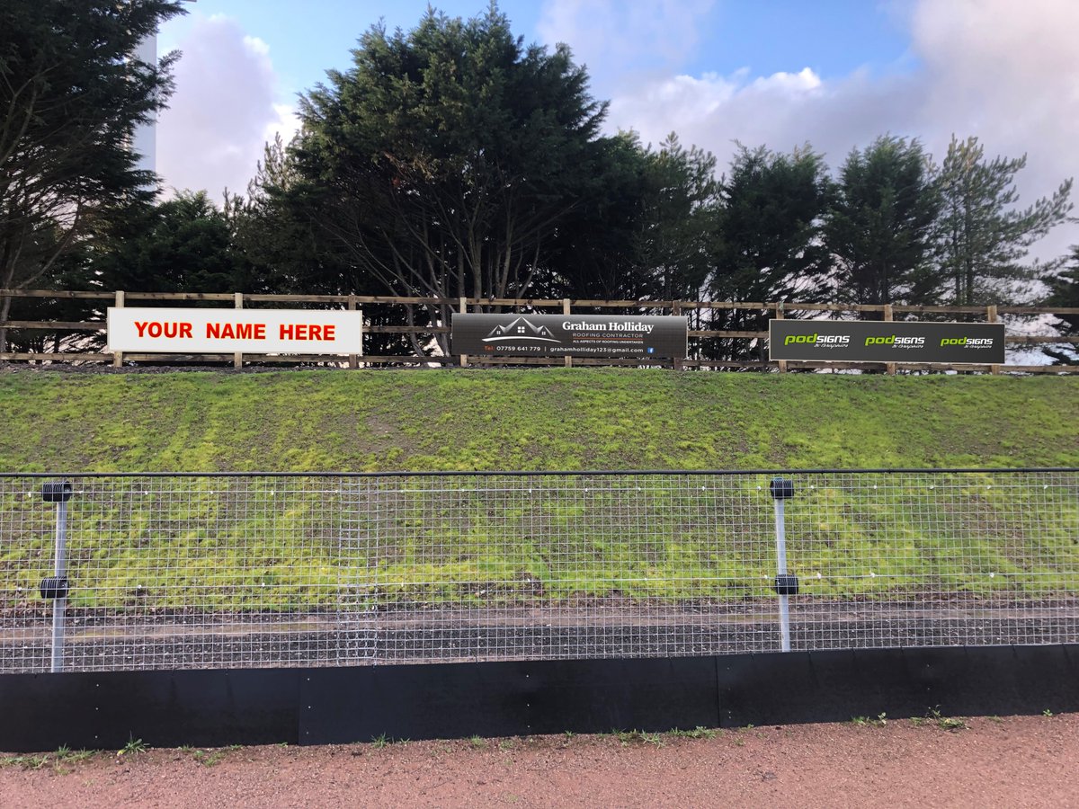 workycomets's tweet photo. 𝗧𝗮𝗸𝗲 𝗮 𝗹𝗼𝗼𝗸 𝗮𝘁 𝘀𝗼𝗺𝗲 𝘀𝗮𝗺𝗽𝗹𝗲𝘀 𝗼𝗳 𝗼𝘂𝗿 𝟰-𝗺𝗲𝘁𝗿𝗲 𝗳𝗲𝗻𝗰𝗲 𝗮𝗱𝘃𝗲𝗿𝘁𝗶𝘀𝗲𝗺𝗲𝗻𝘁𝘀!

💥 From as little as £𝟮𝟬𝟬* for the FULL season! 💥

Find out more about Fence Advertising below ⬇️
https://t.co/vpwxePCJ4n

*Prices vary based on the size. https://t.co/LebxJsMhDr