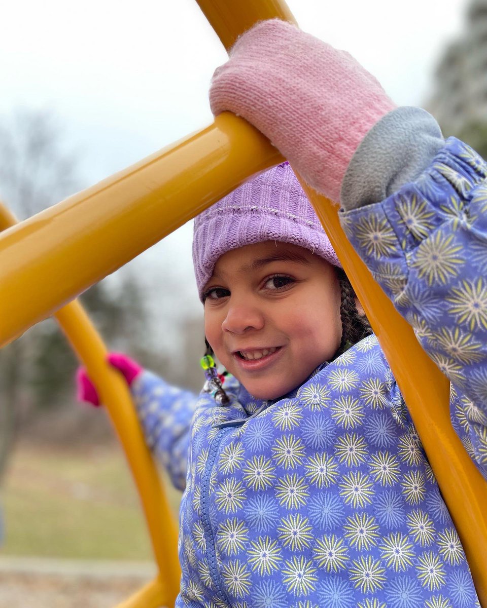 KinderKollegePS's tweet photo. Happy New Year! 🎉 First Recess of 2023 and the park is the place to be!! ☀️
#outside #outdoorfun #outdoorlearning #outdoorlearningenvironment #atthepark #recessfun #happynewyear #happynewyear2023 #firstrecessoftheyear #friends #kkps30 https://t.co/Z54VE2T6x7