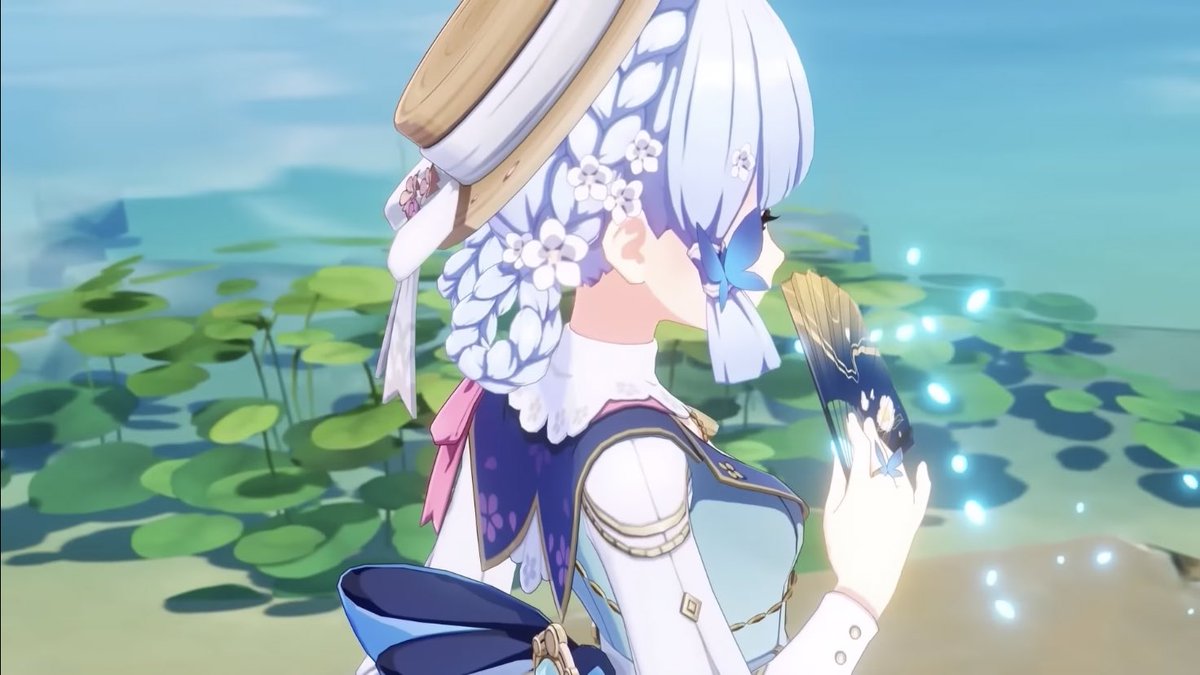 dailyayakaa's tweet photo. can i hear a little commotion for the dress? https://t.co/hofa8vgUr9