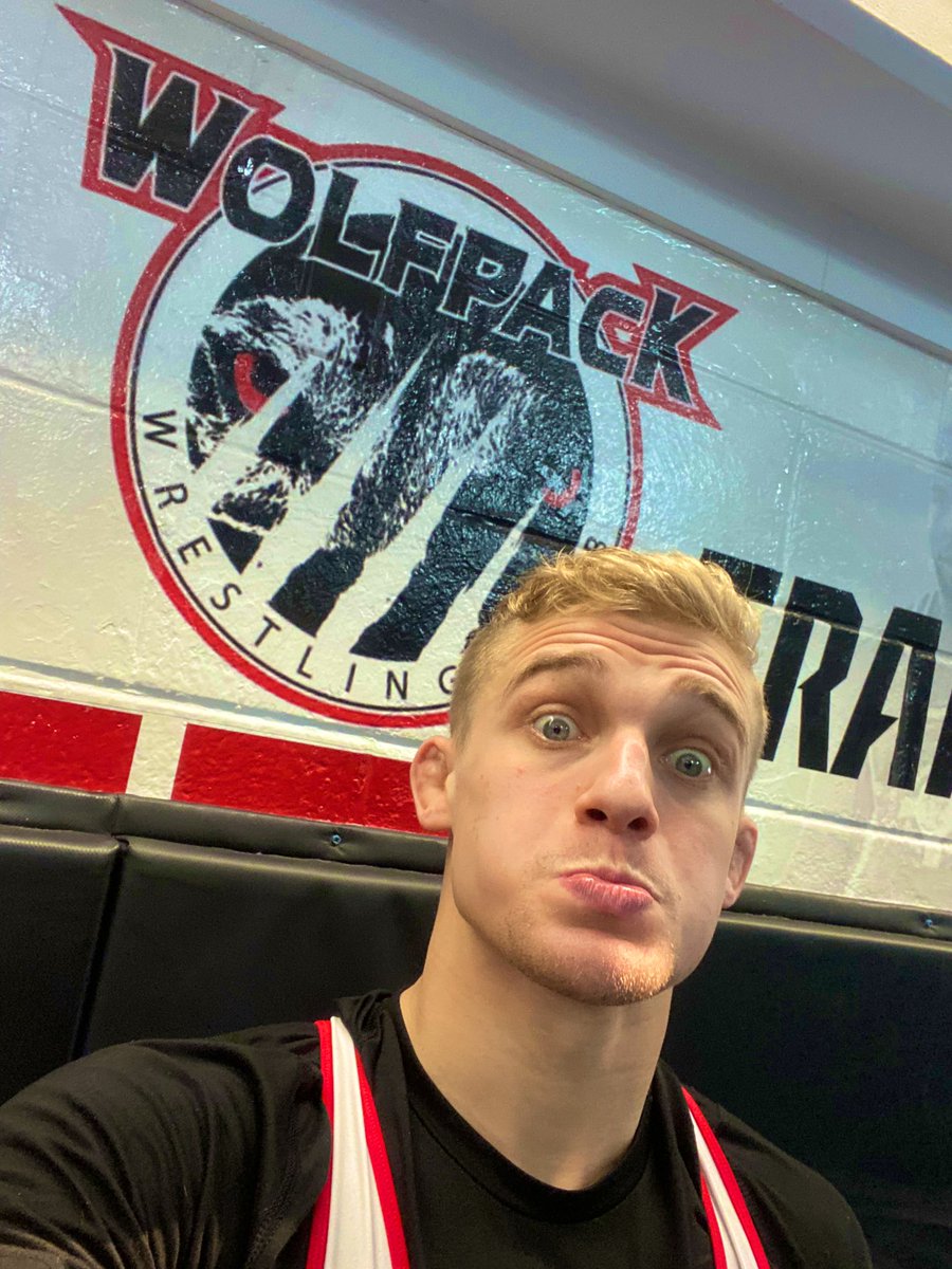 Hidlaymania's tweet photo. There’s only one life to live and I’d regret not pursuing something I’m still passionate about. My body is healthy and my mind is refreshed. Here’s to going until the wheels fall off for something you love. @WolfpackRTC https://t.co/LtFKEriOtq