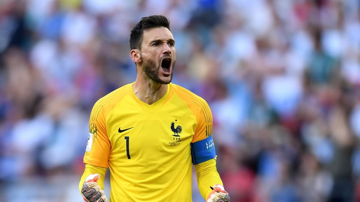 lnstantFoot's tweet photo. Hugo Lloris a disputé 4 Coupes du Monde quand même ! 🇫🇷🧤

2010, 2014, 2018 et 2022. 

Seul Thierry Henry a eu une telle longévité en Équipe de France. ✨ https://t.co/pHOwSZXi8g
