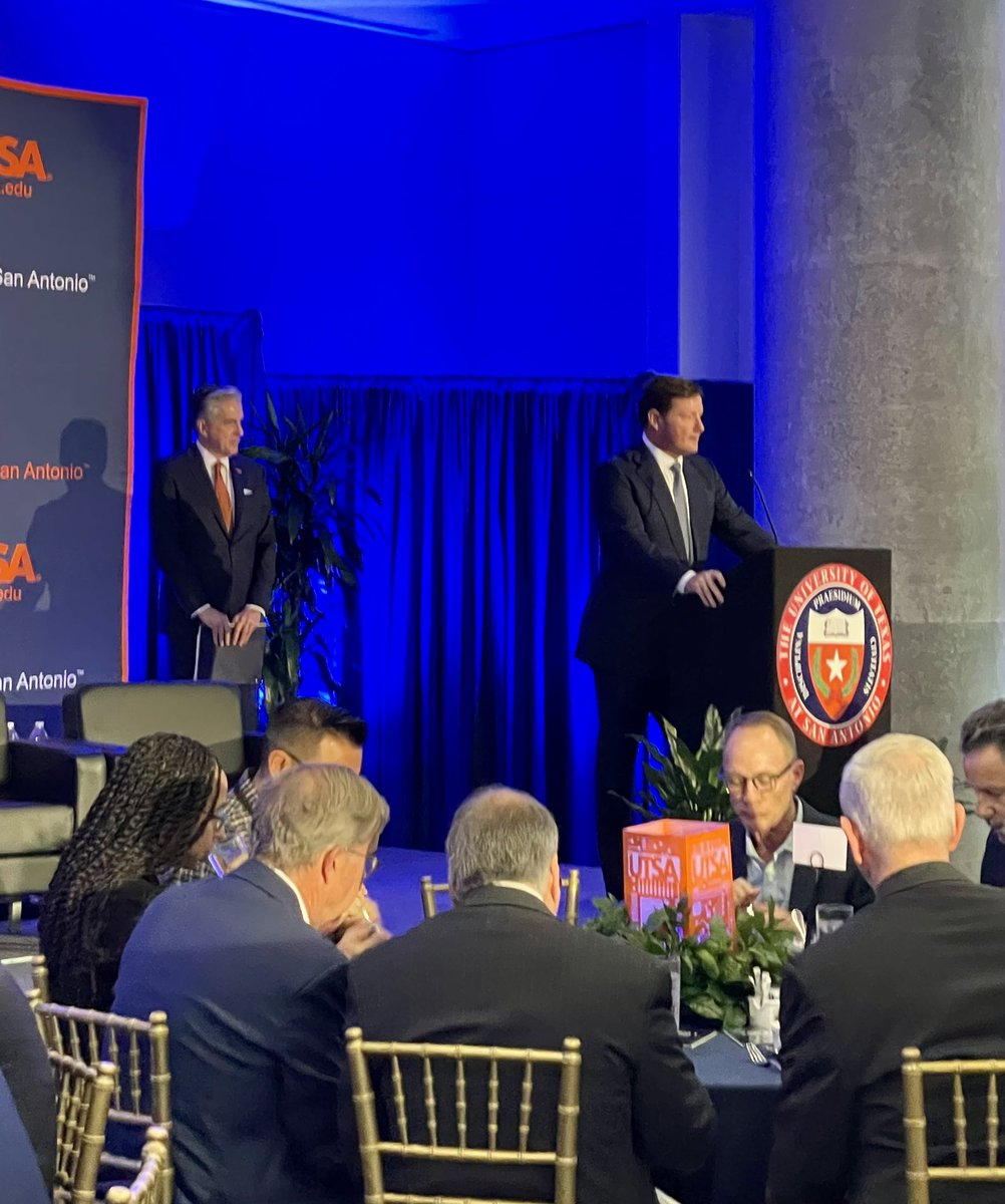 PresidentEighmy's tweet photo. Celebration of the grand opening of @UTSA’s #SanPedroI continues with an engaging program and panel discussion on the future of data science and cybersecurity in San Antonio, Texas and beyond! #UTSA #DowntownSA #DataScience #Cybersecurity https://t.co/qUgX6dHfiO