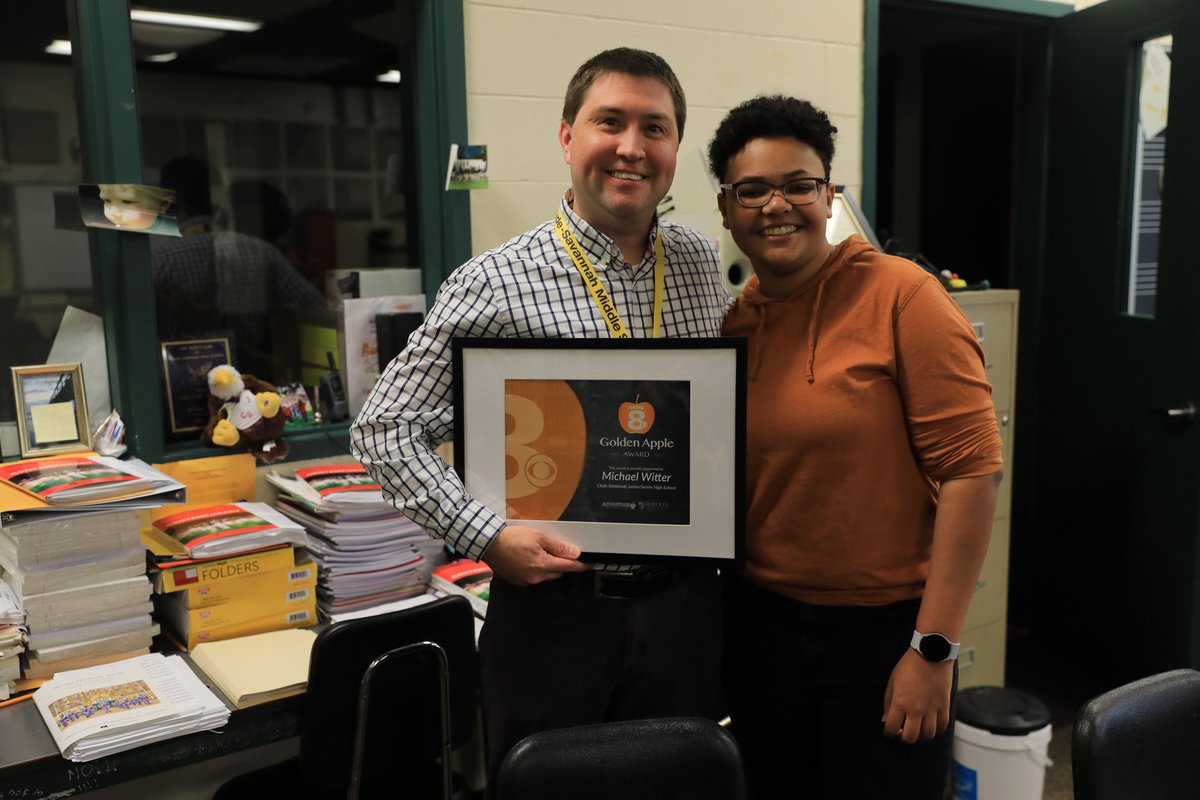 ClydeSavannah_'s tweet photo. A very special morning in Clyde-Savannah! Two of our teachers were honored with Golden Apples from News 8 today.
Congratulations to Special Education teacher Jill Robert & Music Teacher Mike Witter!
#CSRocks
#EducateInspireEmpower https://t.co/v1AcmzbRSn