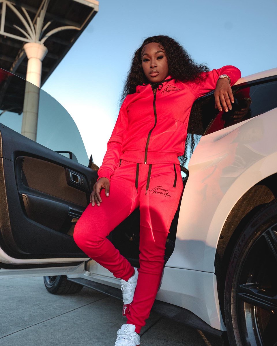 FinesseAssoc_'s tweet photo. Women Tech Suits Available Now !!! https://t.co/mi2FkHZbBR