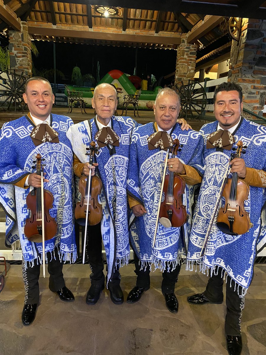 mrgtamazula's tweet photo. Mariachi Real Tamazula Contrataciónes (341)1352744 #Mazamitla #villadecontla #tamazula #villadecontla #Brazil #contlajalisco #KingsLeague #BidenEnMexico #ciudadGuzman #BibleBuild #tecalitlan #Colima #Guadalajara #estadioakron https://t.co/ofmLgOYabx