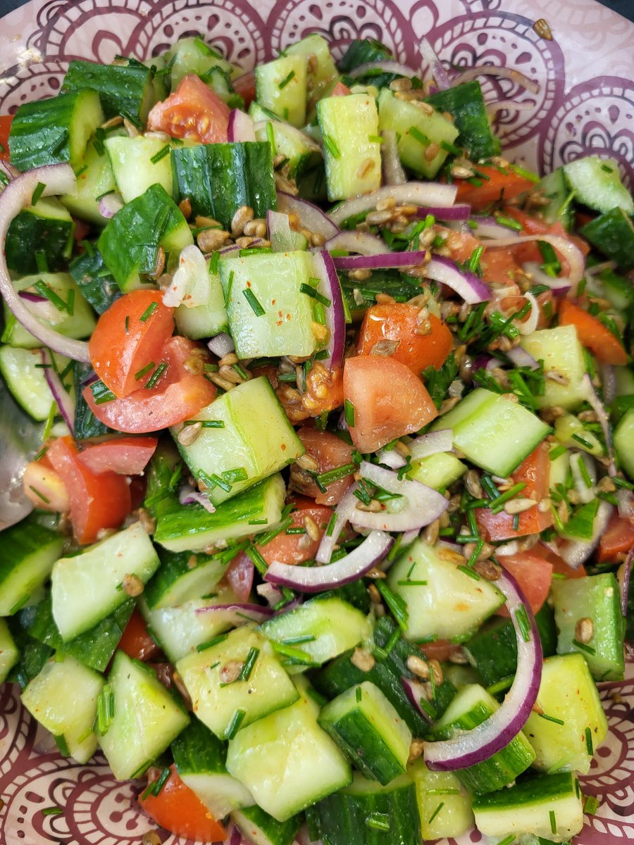 ktstanding's tweet image. Great start to the term hearty vegetable broth, creamy chicken curry, tasty salads and chocolate pots 
@FrenshamHeights
@ashep64 
@NSkevington75