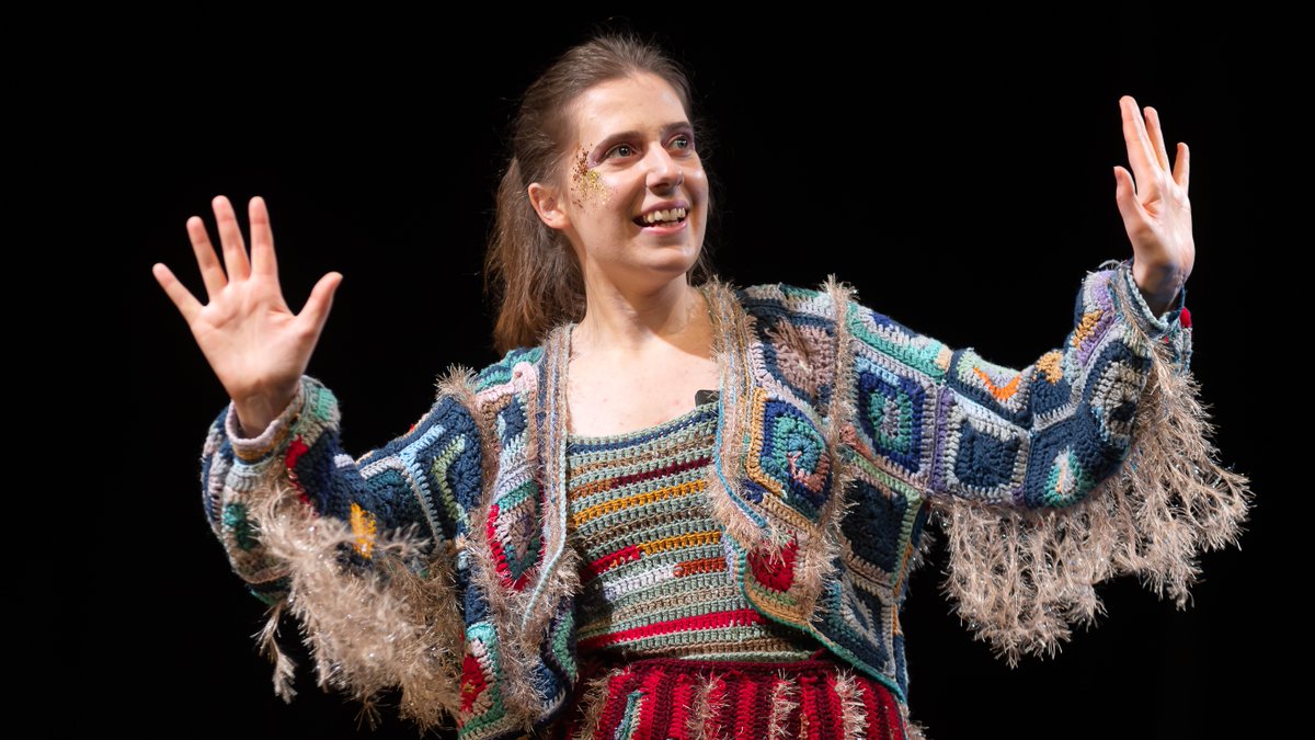 3dumbtheatre's tweet photo. Some of our #SixPlaysOneDay are brand new, but a majority have been performed before and have received critical acclaim.

We are proud to present them as part of our day-long festival: the next step in their exciting journies!

More on our selection here: https://t.co/fHeDMzylvS https://t.co/oFtNnQpKJO
