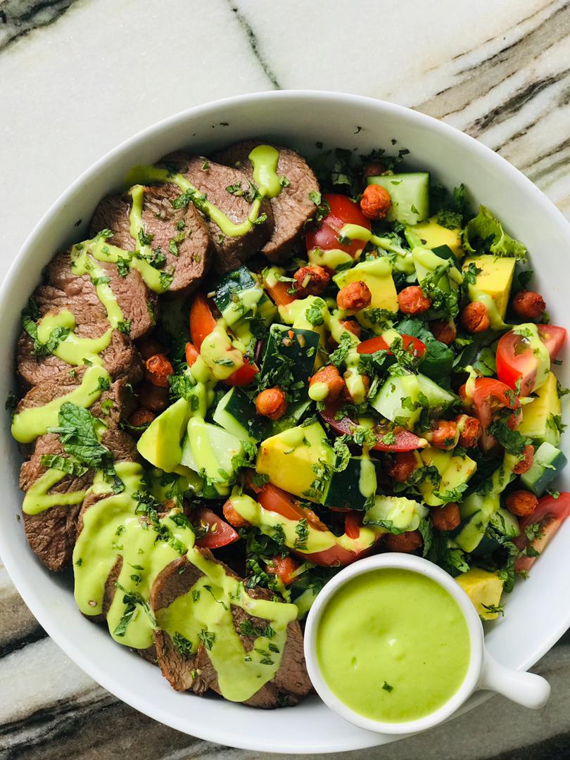 fadhilirabby's tweet photo. 👽👽😂 
#salad #yummy #foods #restaurant #worldfoods #Tanzania https://t.co/YxFTvJY7lG