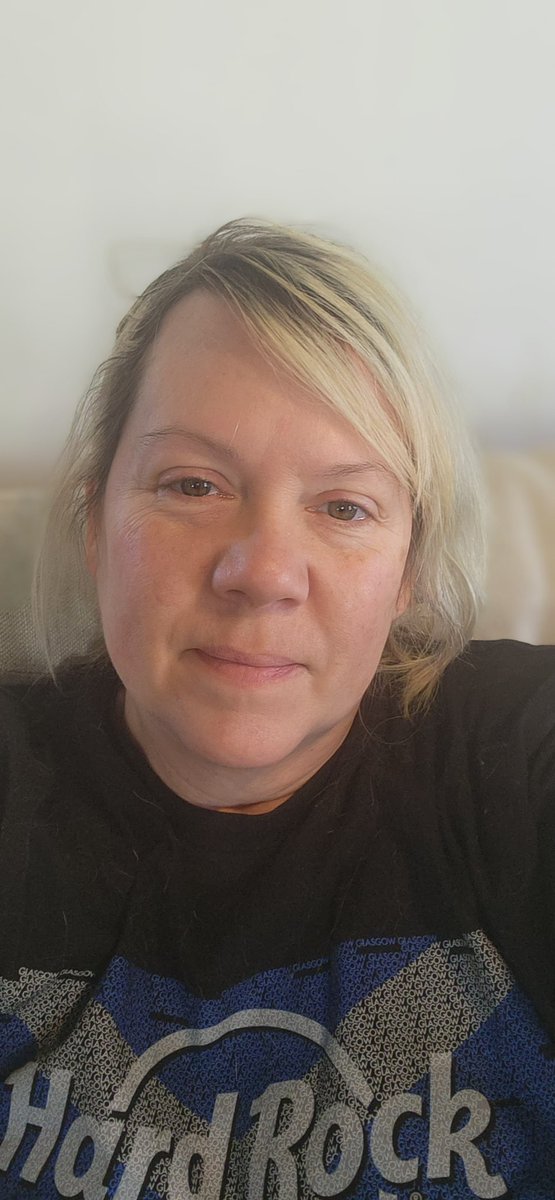 PrincessJennyU's tweet photo. Not a sweaty selfie but a relaxed selfie! 10 minutes of meditative yoga from @carafitness and planning a restful 13 minutes at some point in my day for #PeakStreak2023  I need to make #accountability a priority again. So my @PghPeakers  besties need to kick me back in shape. https://t.co/Gpk5NDUe0f