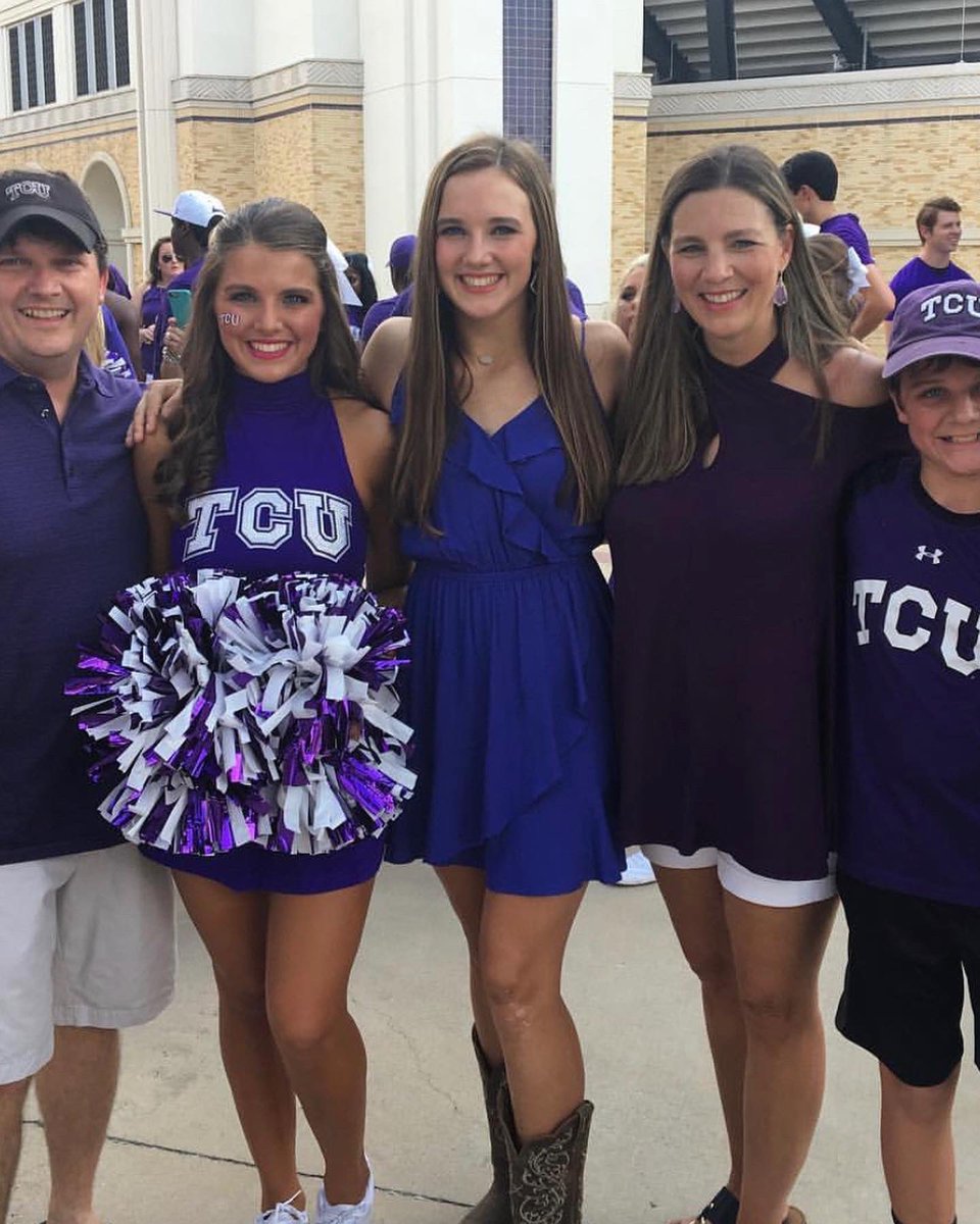 purplefrog94's tweet photo. Frog Fam! Been cheering for the frogs forever! 💜🐸 #gofrogs #riffram #tcufootball #tcucheer https://t.co/FWNYLf0t1C