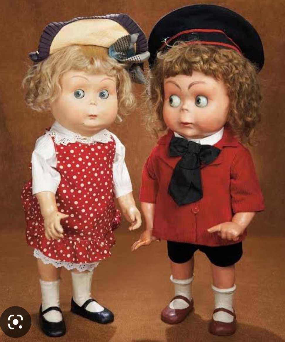 -Que gran detalle de detener toda la operación del Aeropuerto CHAIFA y vaciarlo para mí llegada...

-Mmmmmm, sí...