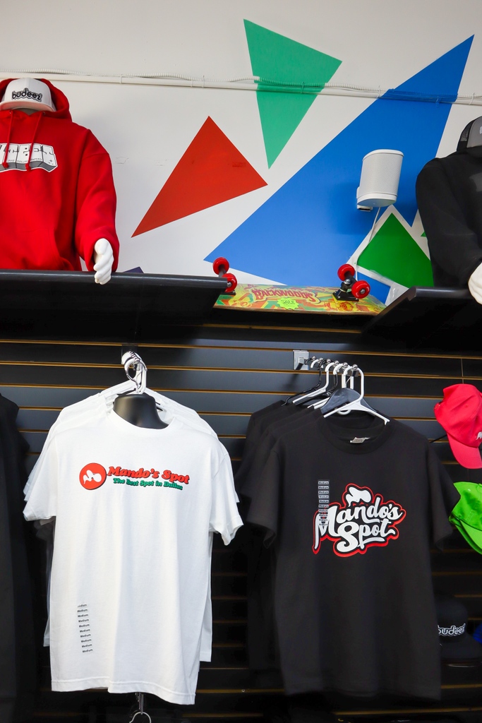 mandosspot's tweet image. Check out our amazing collection of custom-made t-shirts here at Mando's Spot! We source the highest quality materials to ensure the comfort and durability of our clothing 🔥
#dfw #dallasfun #exploredallas #dallastx