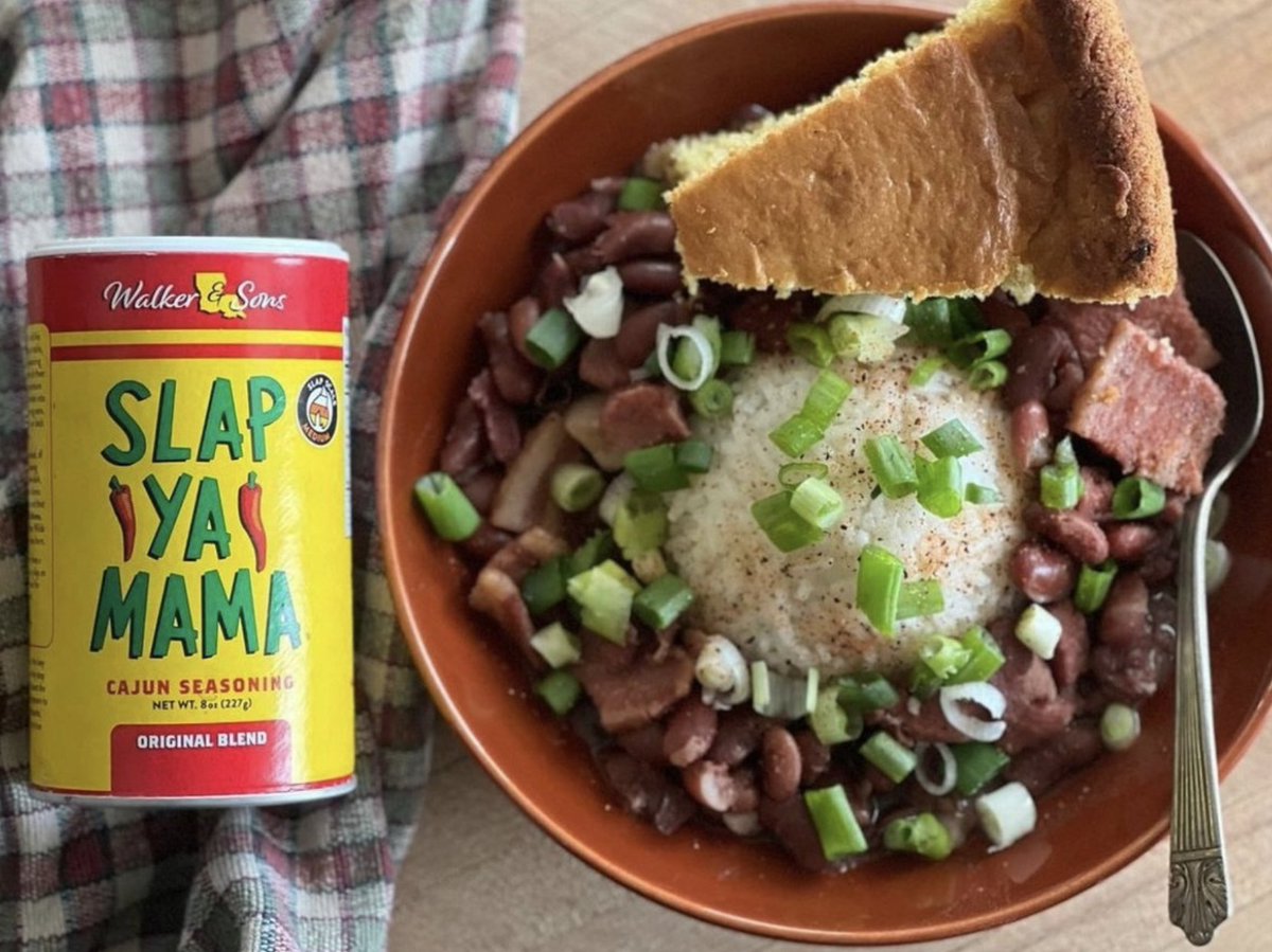 SlapYaMama's tweet photo. More Red Beans & Rice, Please! #redbeans #rice
๐ธ: @flavormama
#OnlyLouisiana #cajun #mardigras #redbeansmonday https://t.co/whxeSOxv79