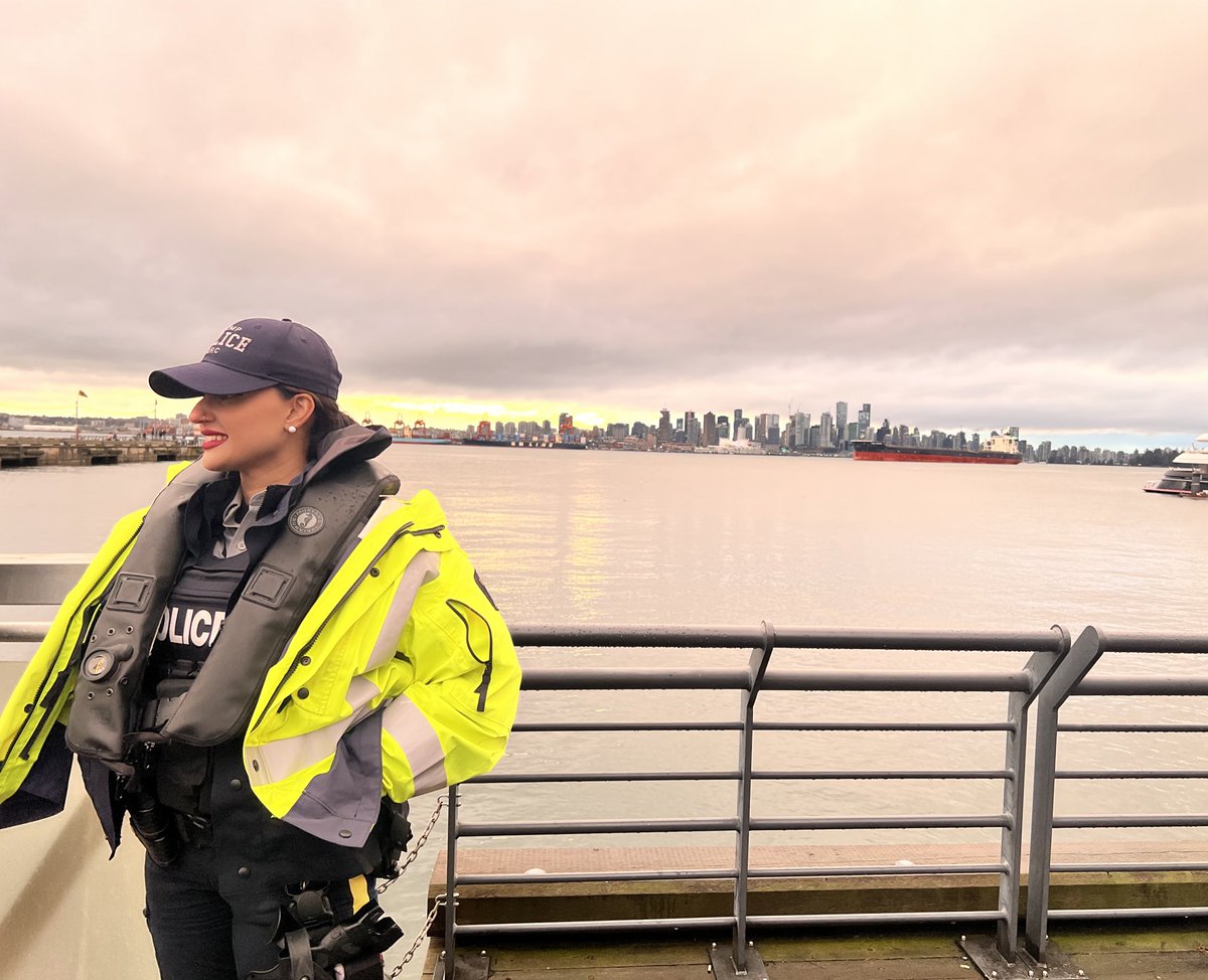 nvanrcmp's tweet image. Happy Law Enforcement Appreciation Day! Today &amp;amp; every day, we thank the brave law enforcement officers who protect &amp;amp; serve our communities. #Northvan #Servingwithpride #Thisiswhatwedo