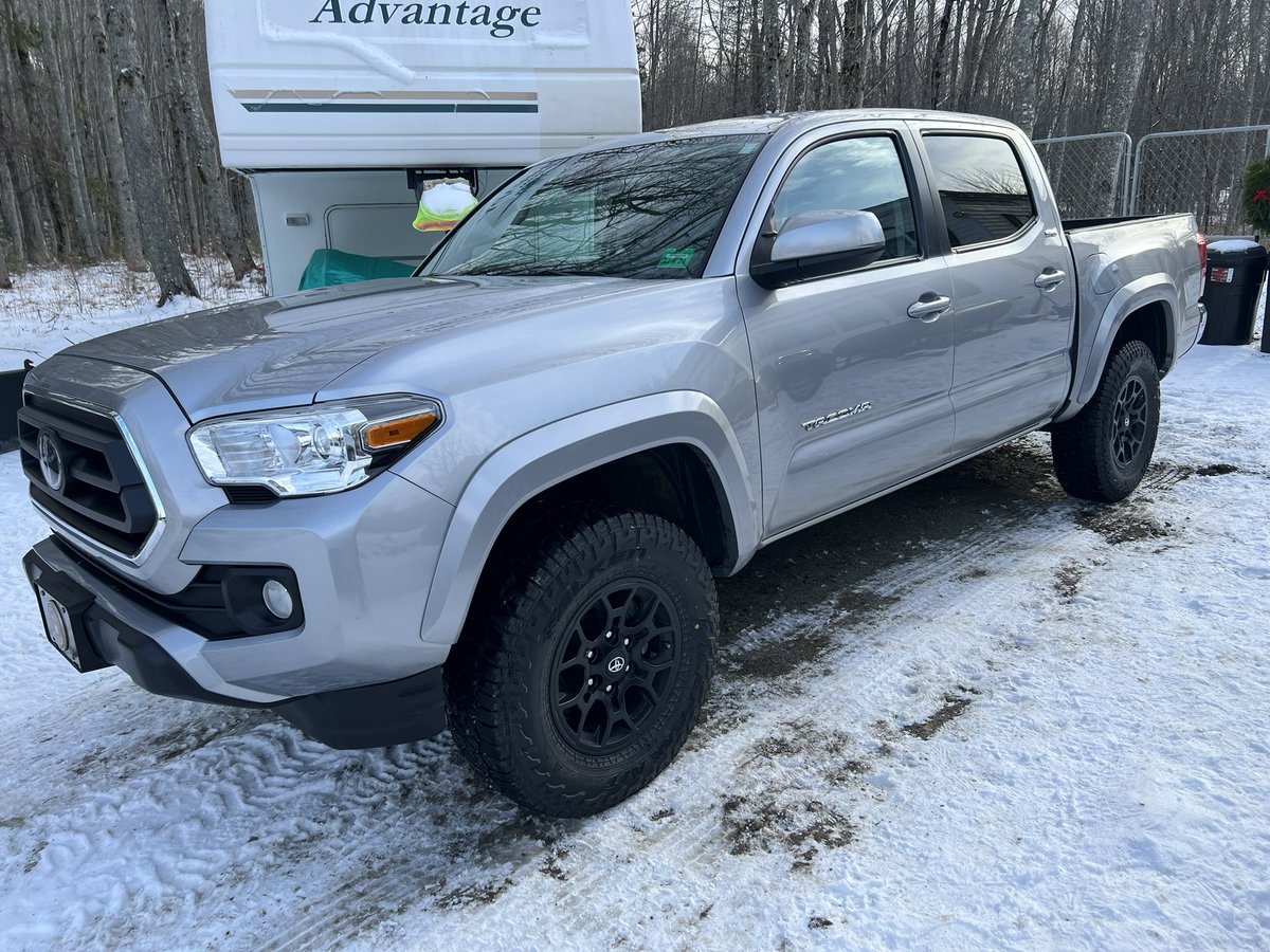 Taco owner now! I love this thing!! Already at 24 mpg compared to the 18 I was getting in my Cummins. 🤠