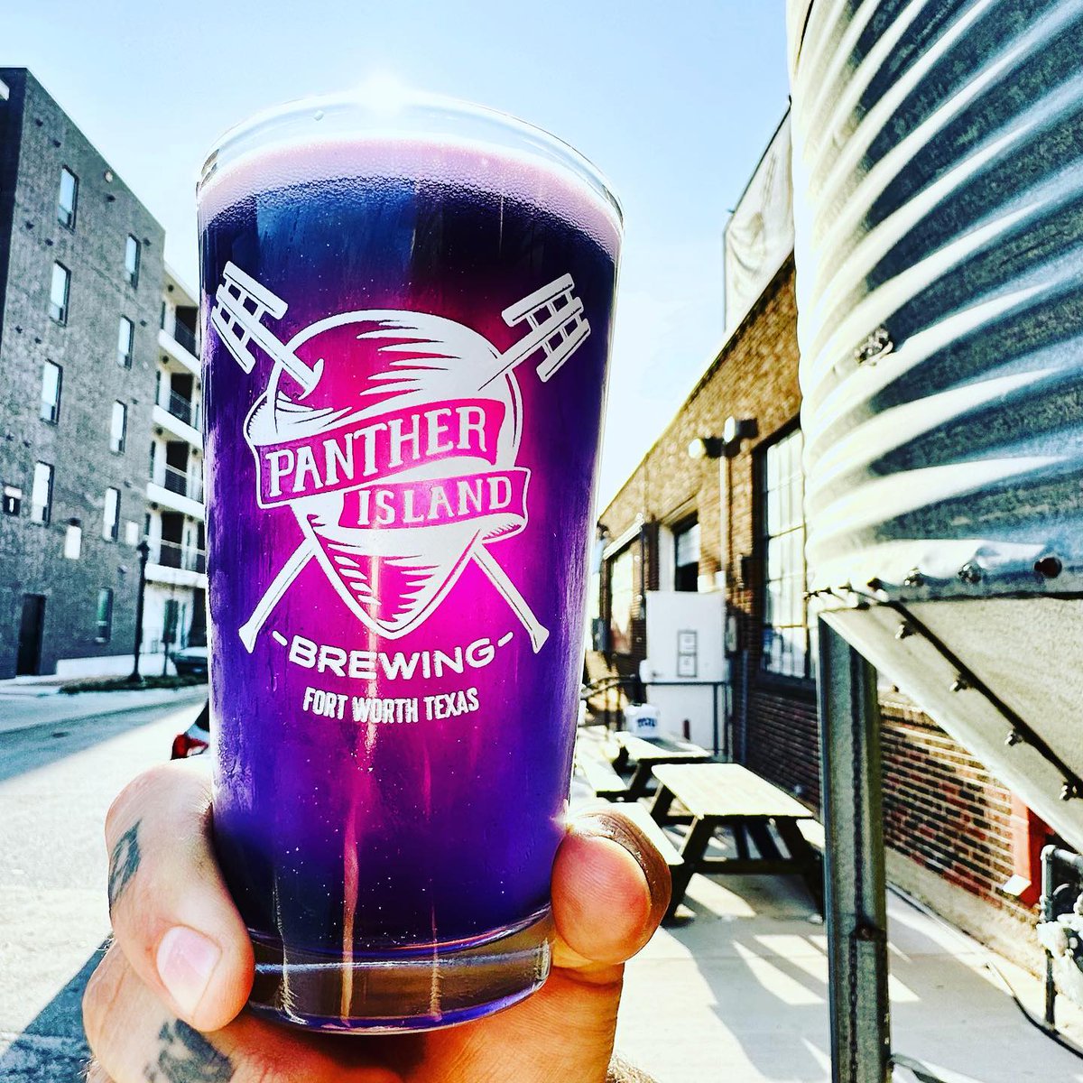 Watch TCU play in the National Championship TODAY at Panther Island Brewing; the hypnotoad commands it💜🐸
Wear your favorite purple gear and get your first Tailgater for FREE! Watch the game with your friends  while enjoying their delicious drinks &amp; some Smokin' Cactus food🍻