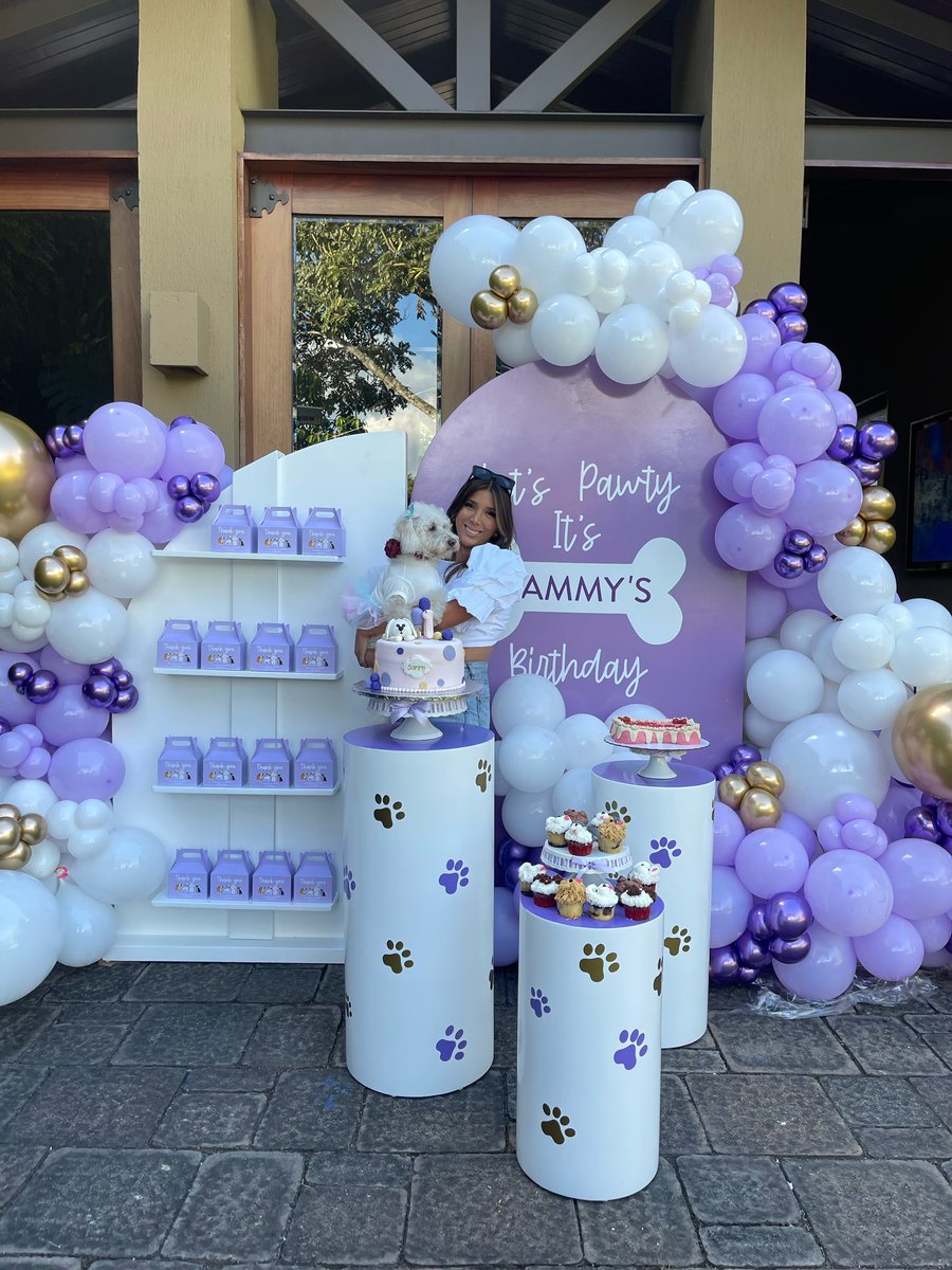 AlejandraRP_'s tweet photo. Celebrando el cumpleaños de mi Sammy 💜💜💜💜 https://t.co/Q0T3lk20uJ