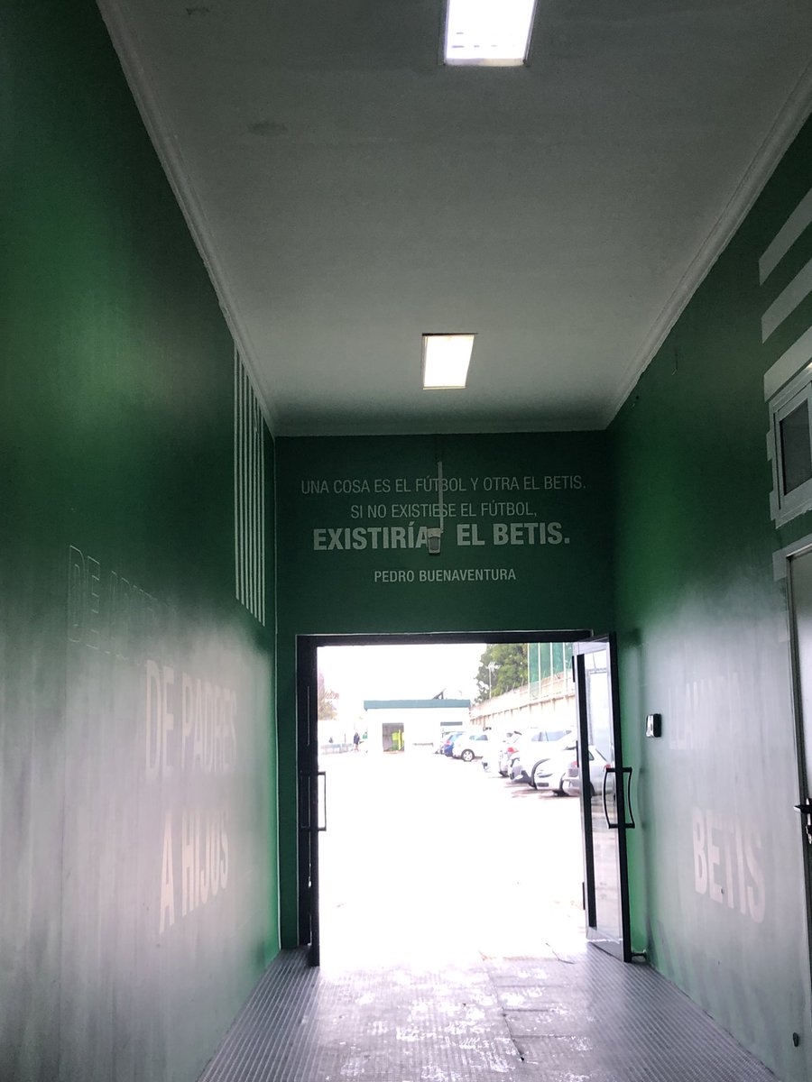Alemaurente05's tweet photo. Día 1 de prácticas en @RBetisCantera, a disfrutar del camino! ⚽️🏋️‍♀️🏃 https://t.co/wMwwZoltmK