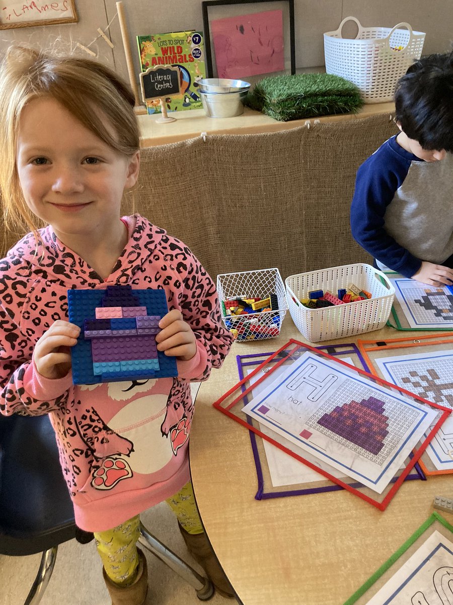 jenna_cowell's tweet photo. Developing our spatial reasoning skills by following a Lego model to build winter objects. Friends built a skate and a winter toque today @AVG_Griffins! https://t.co/utAC4bITsv