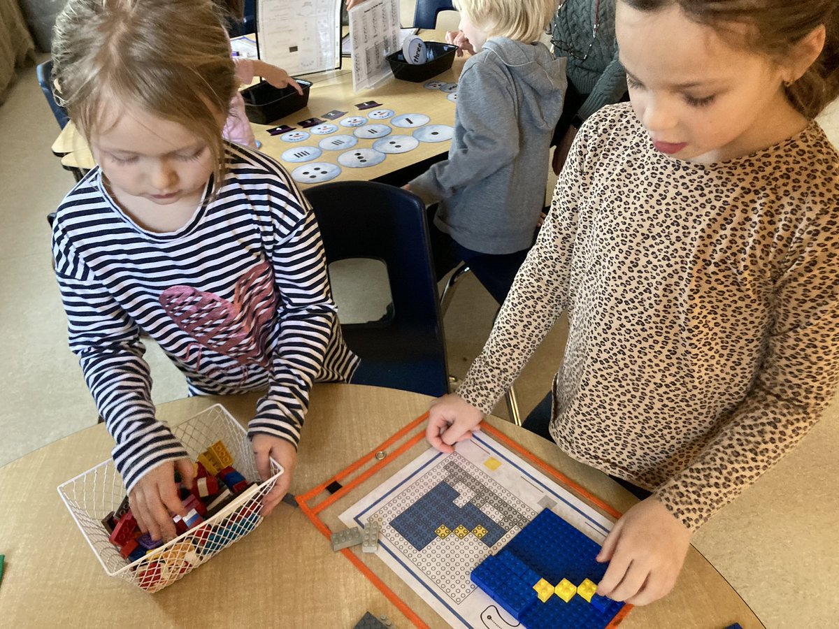 jenna_cowell's tweet photo. Developing our spatial reasoning skills by following a Lego model to build winter objects. Friends built a skate and a winter toque today @AVG_Griffins! https://t.co/utAC4bITsv