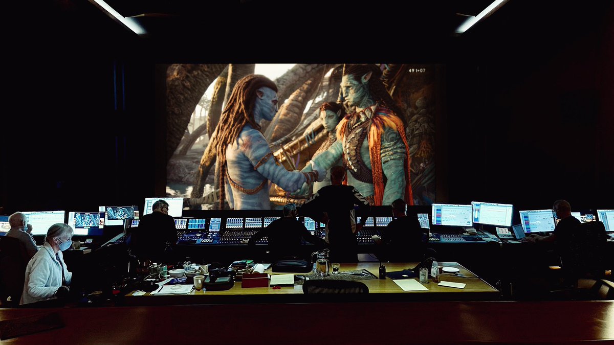 Some behind the scenes…

You won’t believe your eyes if you don’t believe your ears. Sound is essential to the #AvatarTheWayOfTheWater experience. 

Here are the astoundingly great sound team working with Jim to dub the film - blending the Dialogue/FX/Music together.