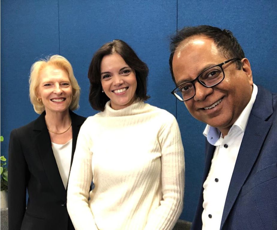 Ana_P_Assis's tweet photo. Please join me in welcoming @nic_hodson to the @IBM family as chief executive of @IBMUKI, leading business operations in the region w/ her industry expertise &amp; passion for innovative change. My deepest thanks to @v_sreeram for 22 outstanding years leading at #IBM! https://t.co/E4RnCHtOcX