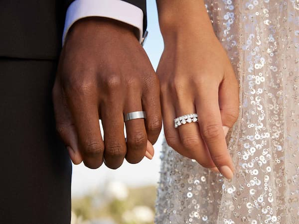 ReDirectoryUK's tweet photo. We’re all for unconventional, but most women go with wearing both a wedding band and an engagement ring. A “bridal set” is what the jewelry business calls this. 

We invite you to continue reading for more information on design alternatives, typical ring components, and desig... https://t.co/niQFIcpdxa