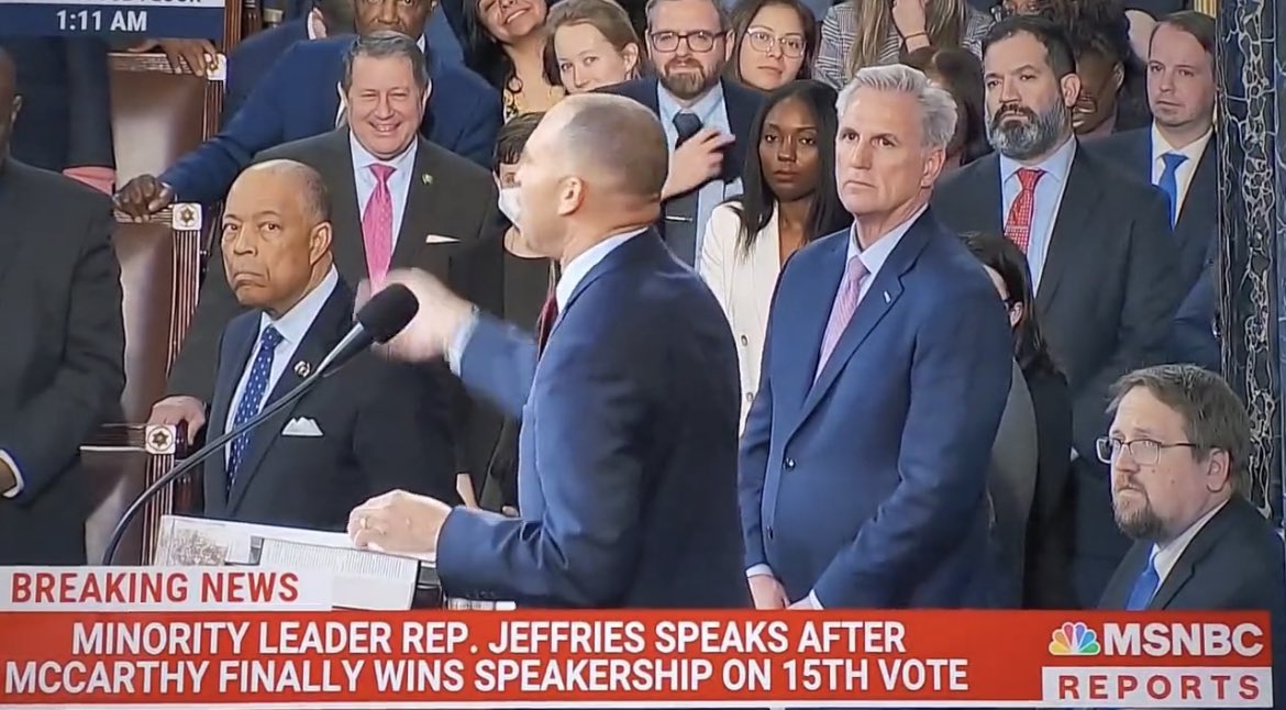 <a href="/SpeakerMcCarthy/">Kevin McCarthy</a> Your daddy Donald Trump did that, #WeakerSpeaker 

But since you brought up photo ops, I thought I would take the opportunity to share this photo that shows the moment you realized just how weak you are compared to <a href="/RepJeffries/">Hakeem Jeffries</a>