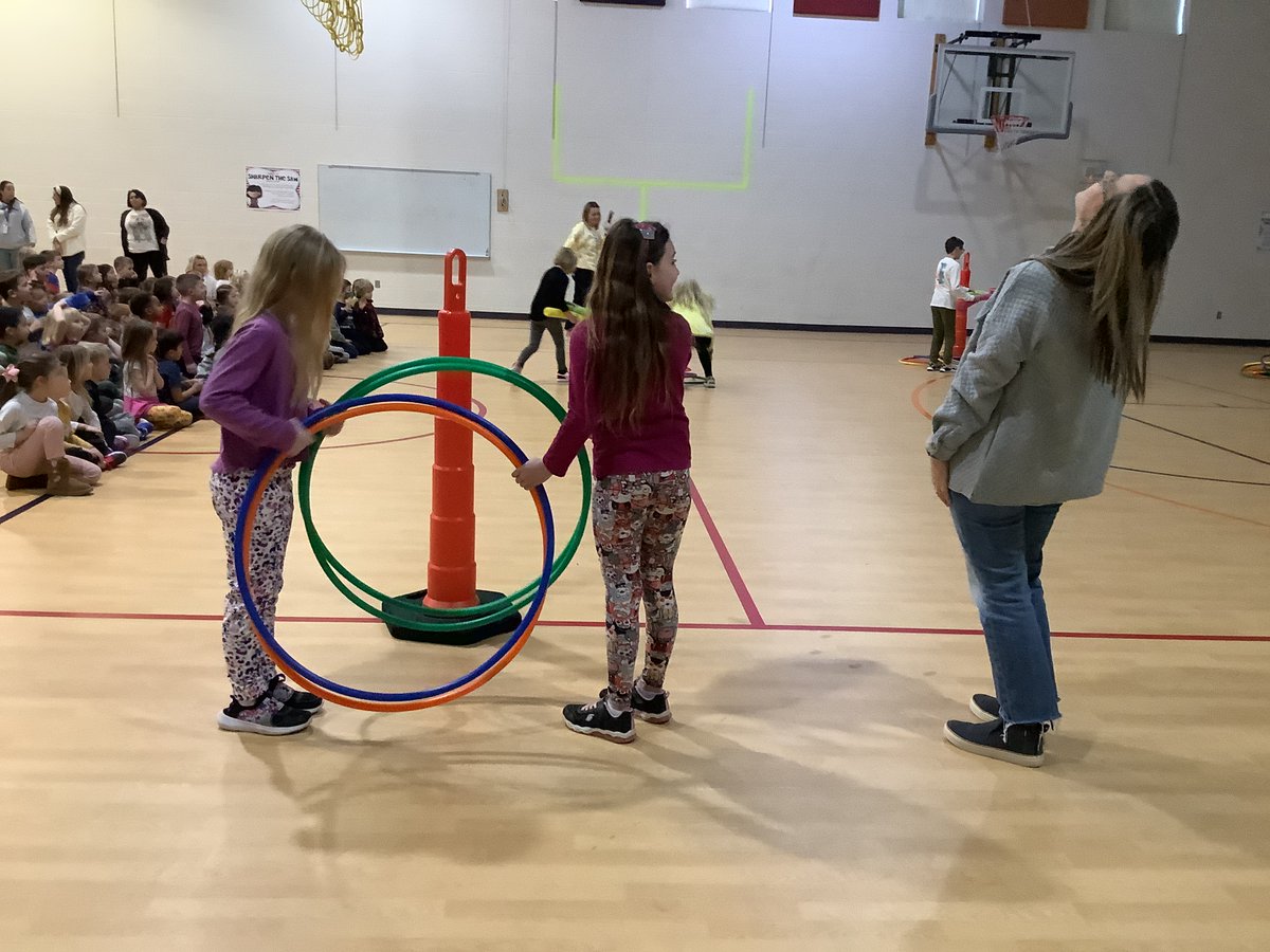 PCESMustangs's tweet photo. Congratulations to our December Leader in Me winners! Last month, we focused on Habit #4 Win Win. This habit asks us to think of others and find solutions that benefit everyone. Our LIM assembly featured a fun team relay!
#PCESMustangs #Learn230 https://t.co/tZ4EJIlJx4