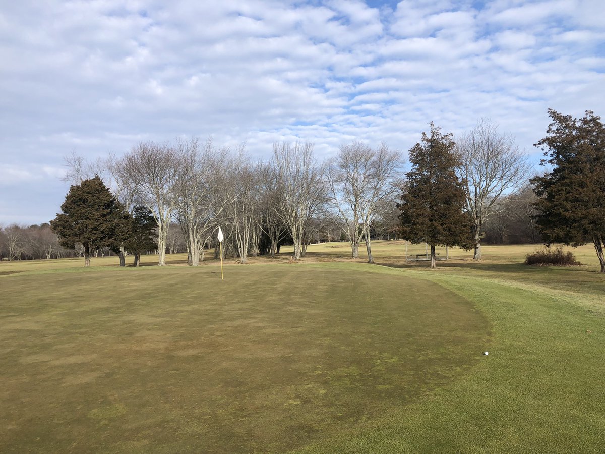 __caino's tweet photo. Early January golf in Massachusetts = Bonus!! ⛳️ https://t.co/Nc5ghXQiQe