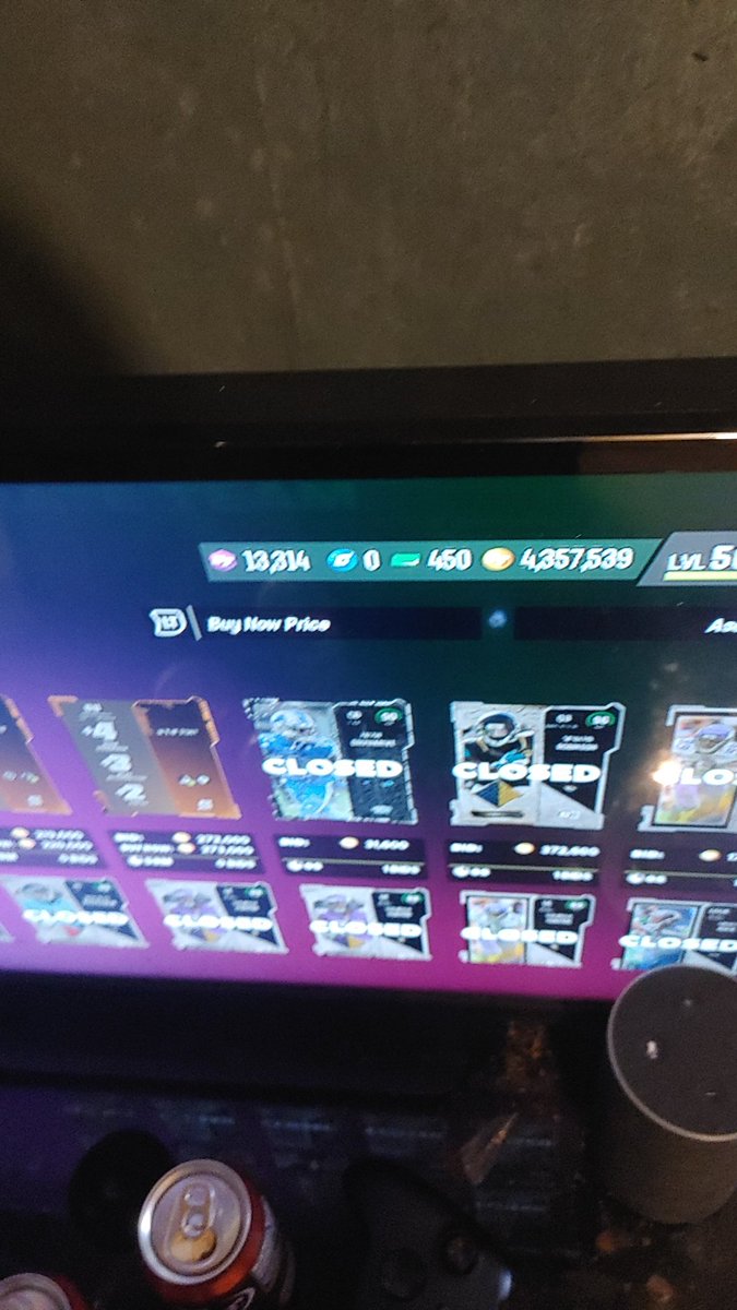 Josh03836679's tweet photo. selling all 4m #Madden23 https://t.co/G75fRyRJgh