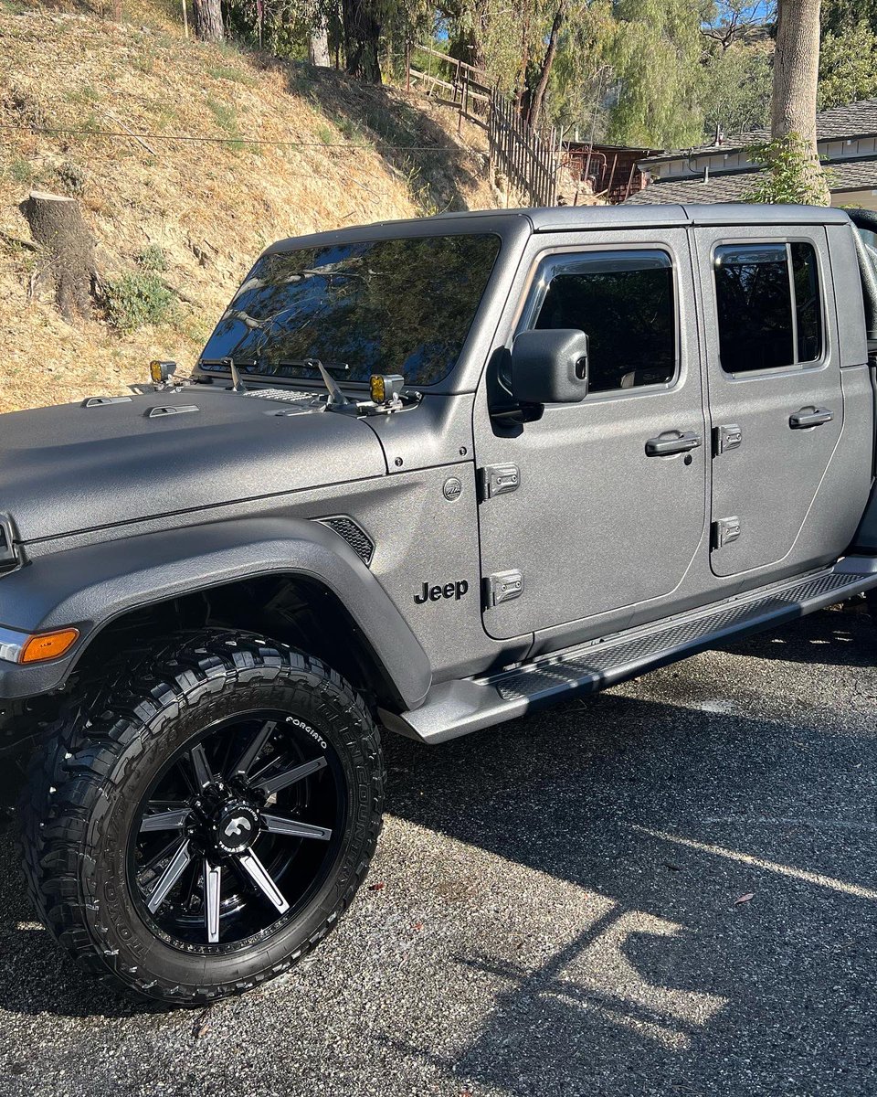 WDateiling's tweet image. CAR WASH MOBILE AND DATEILING @VanNuysAirport