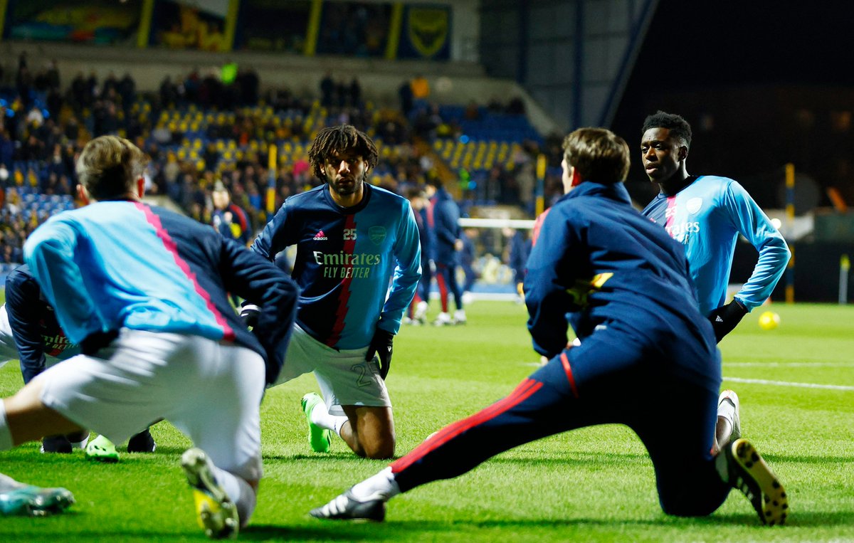 standardsport's tweet photo. @sr_collings The warm-ups are done and we're just 15 minutes away from kick-off!

LIVE: https://t.co/vHnrqThNb7

#OXFARS | #FACup https://t.co/Os8ZiMSQRX