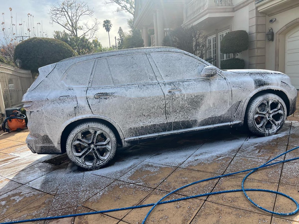 WDateiling's tweet image. CAR WASH MOBILE AND DATEILING @iLoveSFValley