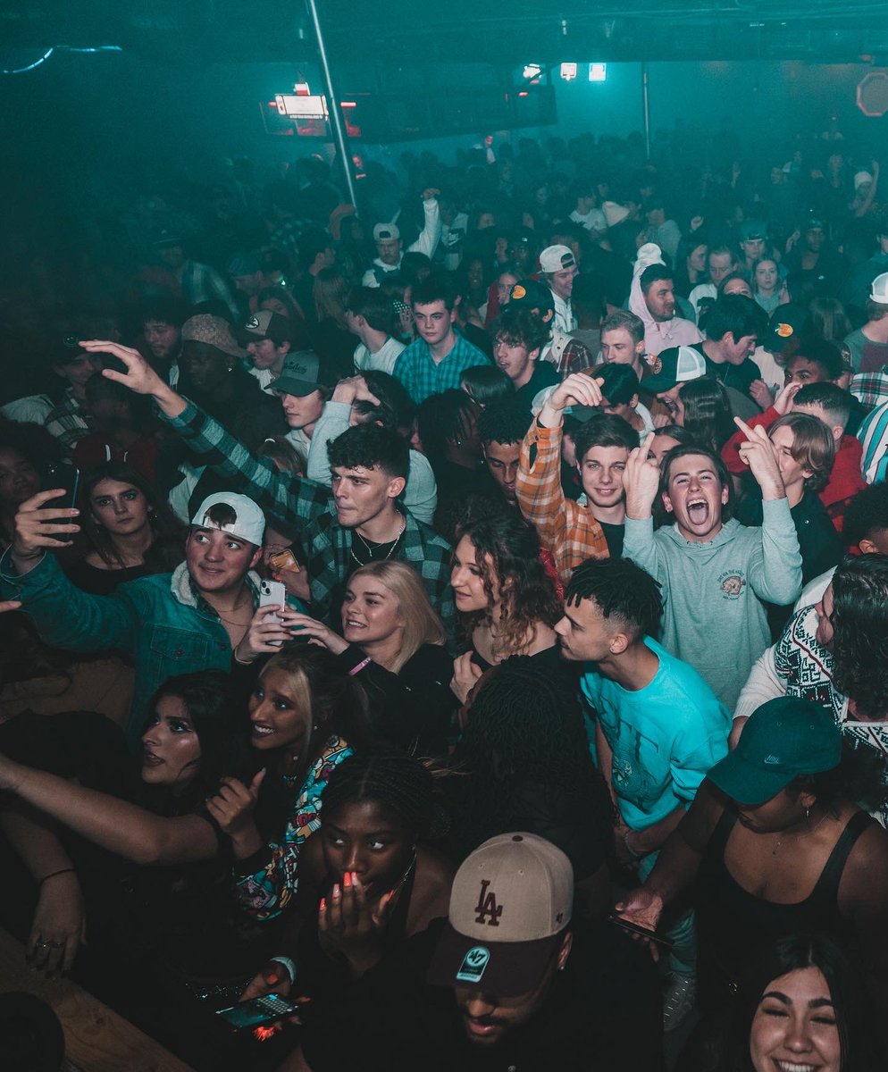 allthingsrnb tweet media