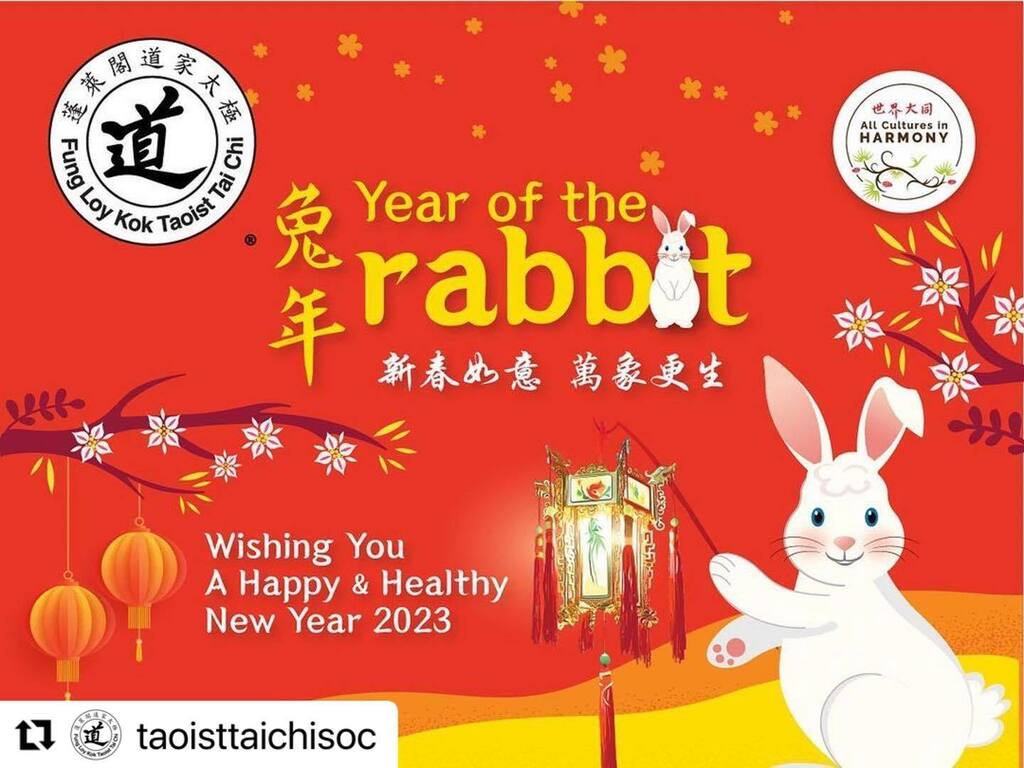 #Repost @taoisttaichisoc 🎉🍾
・・・
新年快樂  身體健康！

Happy New Year from Fung Loy Kok Institute of Taoism!

#fungloykok #taoisttaichi #taoism #findingharmony #trouverlharmonie #cultivatingbalance #movingmeditation instagr.am/p/CnNJvRlBLDG/