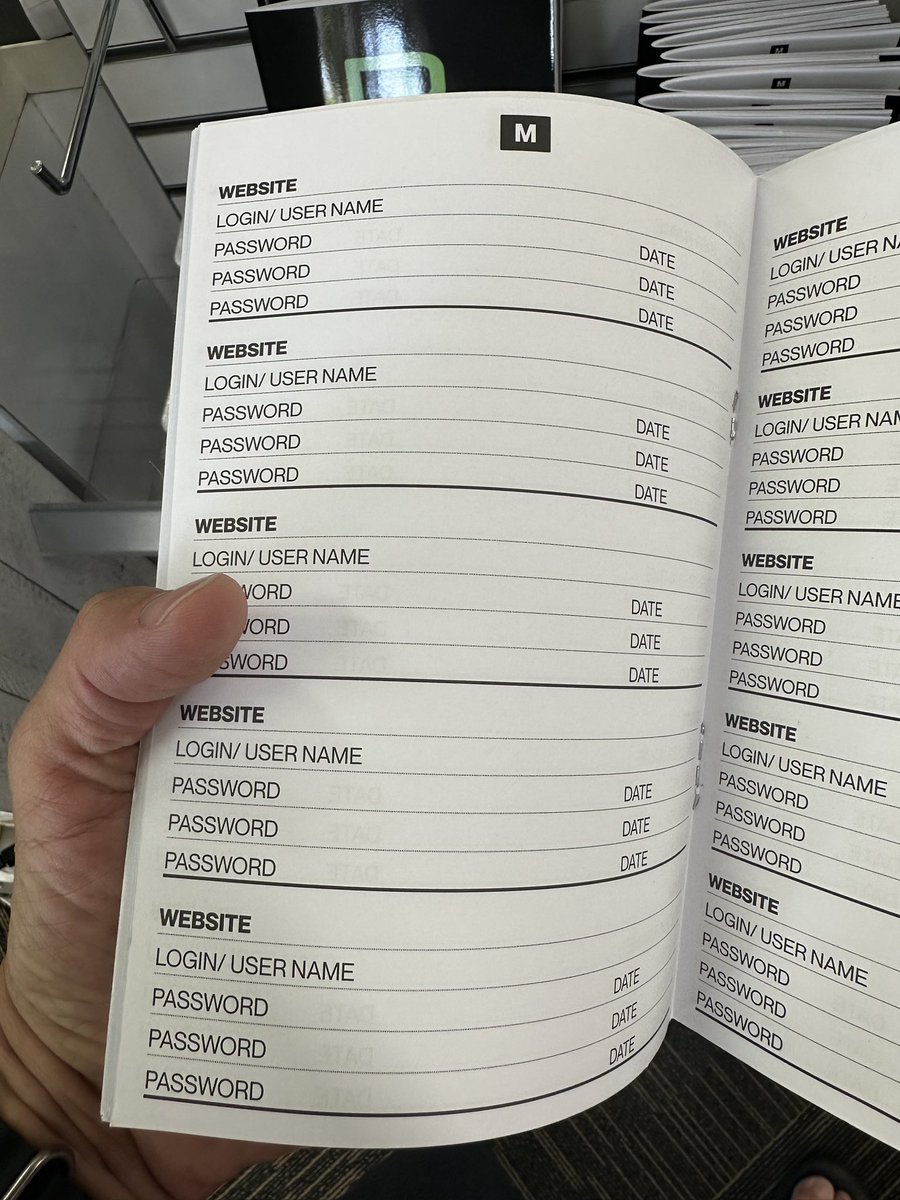 Troy Hunt tweet media