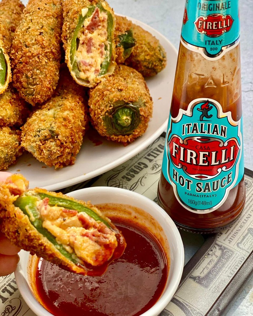 🌶 Jalapeno Poppers with Firelli Hot Sauce 🌶

'I took these poppers to the next level by serving them with Casa Firelli's Hot Sauce and refreshing glasses of Aperol Spritz. The delightful taste of an Italian summer!'

Grazie for Sharing @3catsfoodie