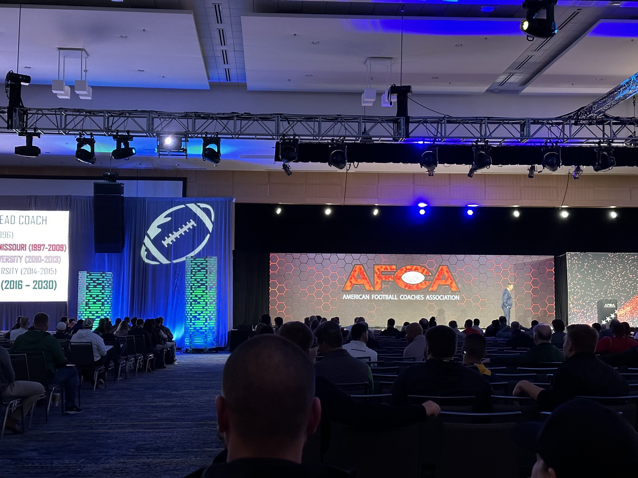 FootballScoop on Twitter "Willie Fritz just shared that he has signed