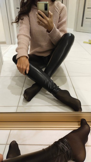 😋 tap link bio #pantyhosefetish  #pantyhose #nylon #onlyfansspotlight #onlyfansgirl #onlyfansbabe #onlyfansmodel<a href="/tag/pantyhosefetish"class="tags">#pantyhosefetish</a><a href="/tag/pantyhose"class="tags">#pantyhose</a><a href="/tag/nylon"class="tags">#nylon</a><a href="/tag/legs"class="tags"><span>#legs</span></a><a href="/tag/feet"class="tags"><span>#feet</span></a><a href="/tag/sexylegs"class="tags"><span>#sexylegs</span></a><a href="/tag/legslover"class="tags"><span>#legslover</span></a><a href="/tag/onlyfansmodel"class="tags"><span>#onlyfansmodel</span></a>